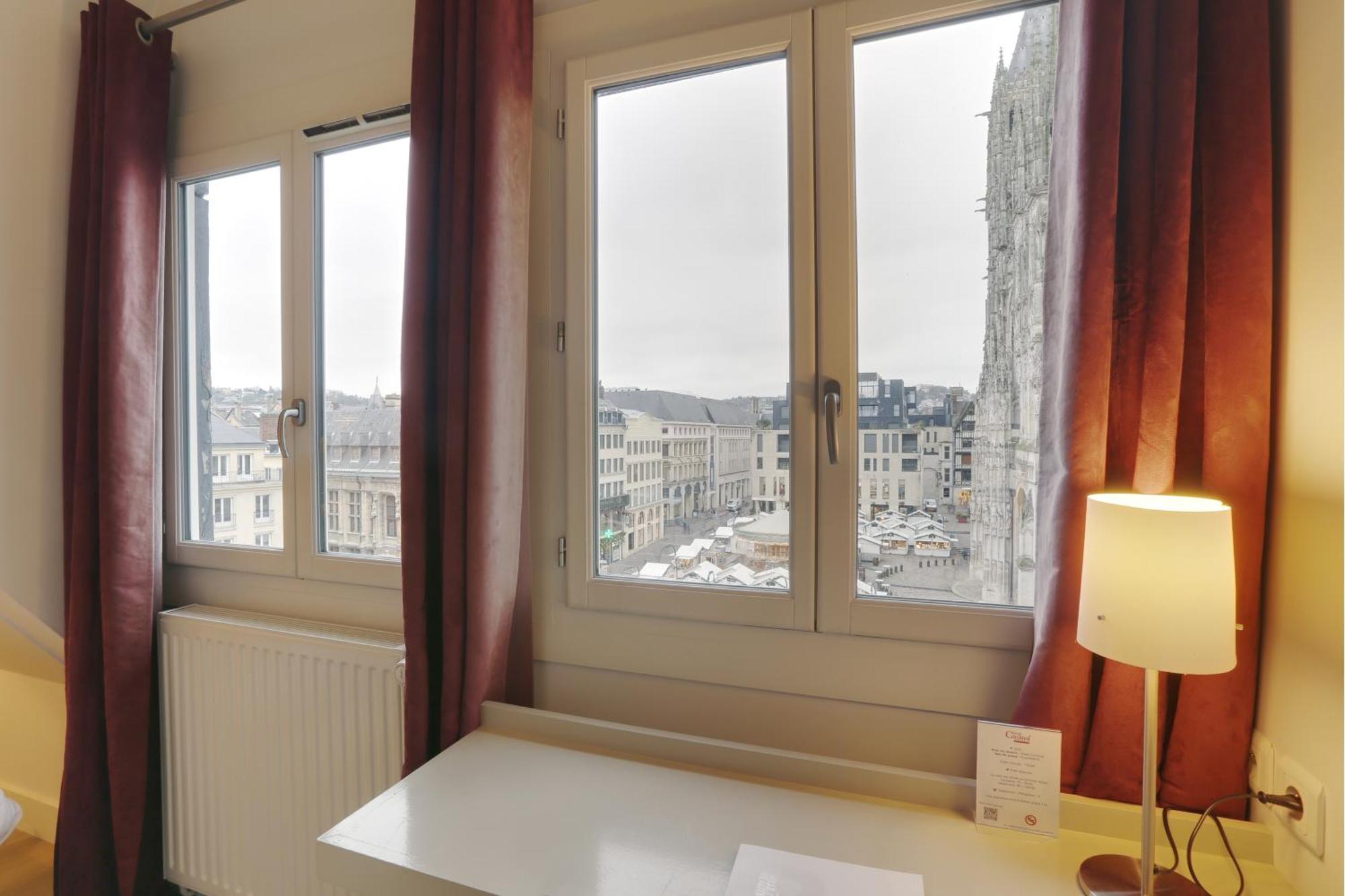 Cardinal Hotel